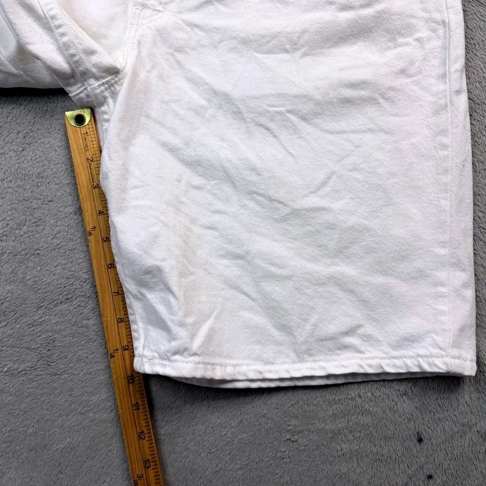 Vintage Levis 560 White Denim Shorts Mens W34in. Loose Fit Made in USA 90s